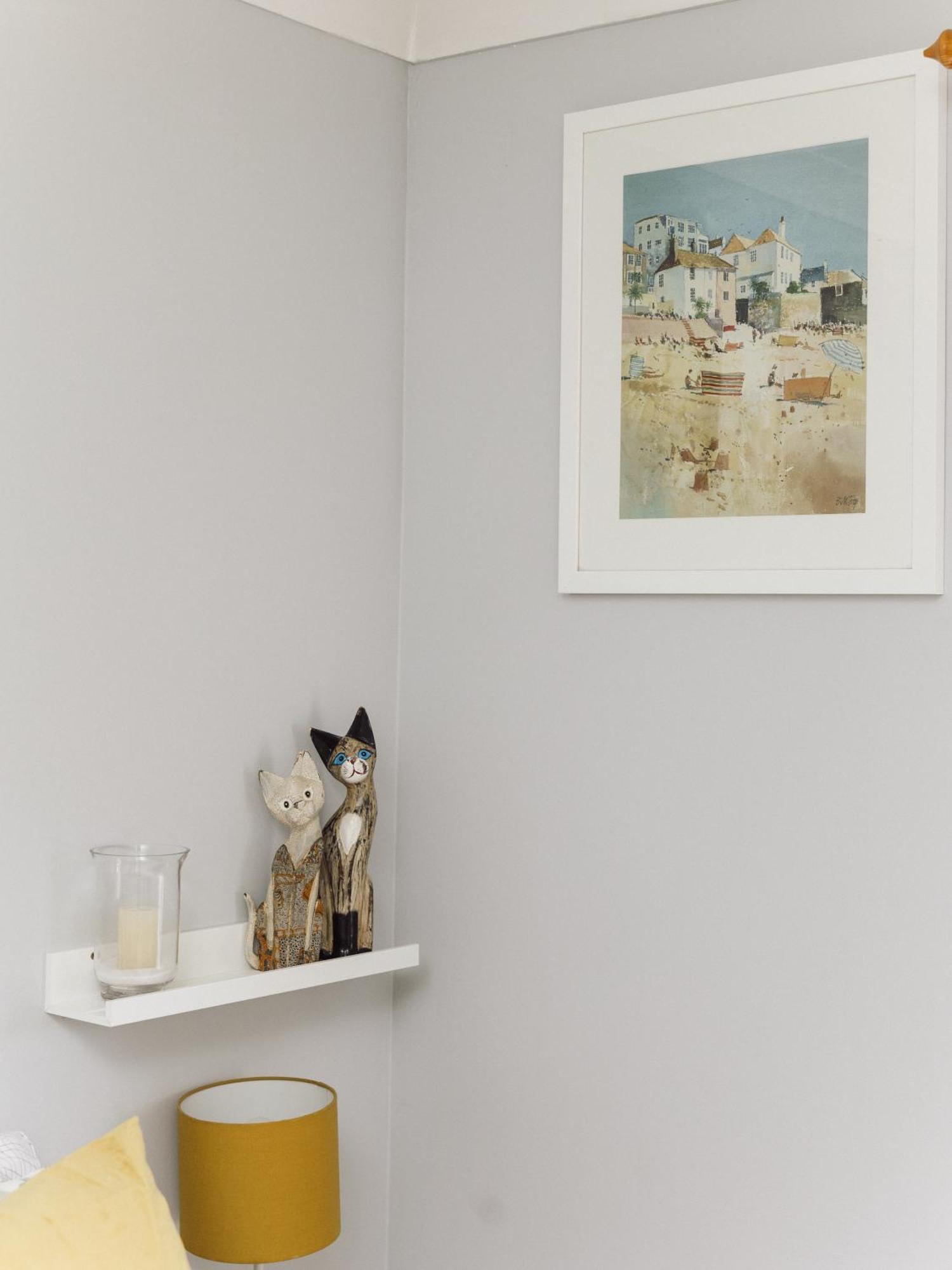 Beautiful Apartment In Guildford With Parking Send Exterior foto